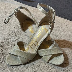 Sam Edelman Women's Gold Strappy Sandals: New never been worn
